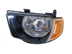 MITSUBISHI TRITON ML HEADLIGHT LEFT HAND SIDE