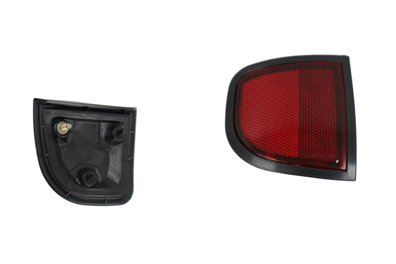 MITSUBISHI TRITON ML/MN REAR REFLECTOR LAMP LIGHT LEFT HAND SIDE