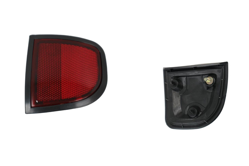 MITSUBISHI TRITON ML/MN REAR REFLECTOR LAMP LIGHT RIGHT HAND SIDE
