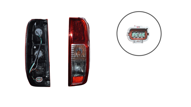 NISSAN NAVARA D40 TAIL LIGHT RIGHT HAND SIDE