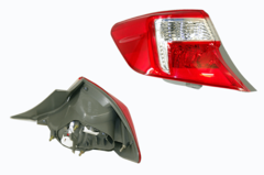 TOYOTA CAMRY ASV50R TAIL LIGHT LEFT HAND SIDE OUTER