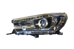 TOYOTA HILUX HEADLIGHT LEFT HAND SIDE