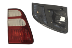 TOYOTA LANDCRUISER 100 SERIES TAIL LIGHT LEFT HAND SIDE INNER