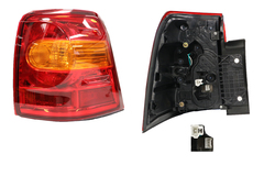 TOYOTA LANDCRUISER 200 SERIES TAIL LIGHT RIGHT HAND SIDE OUTER